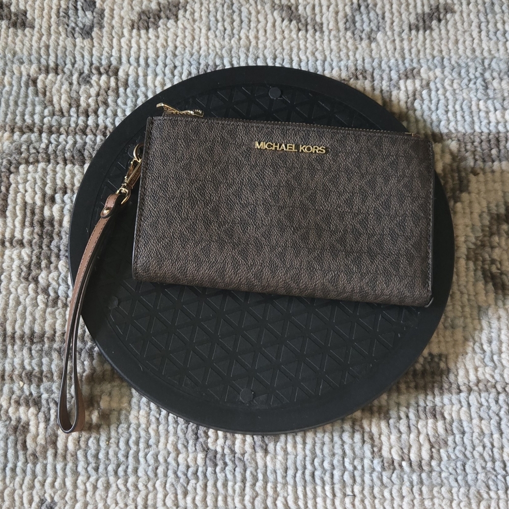 Michael Kors Brown Wristlet Wallet